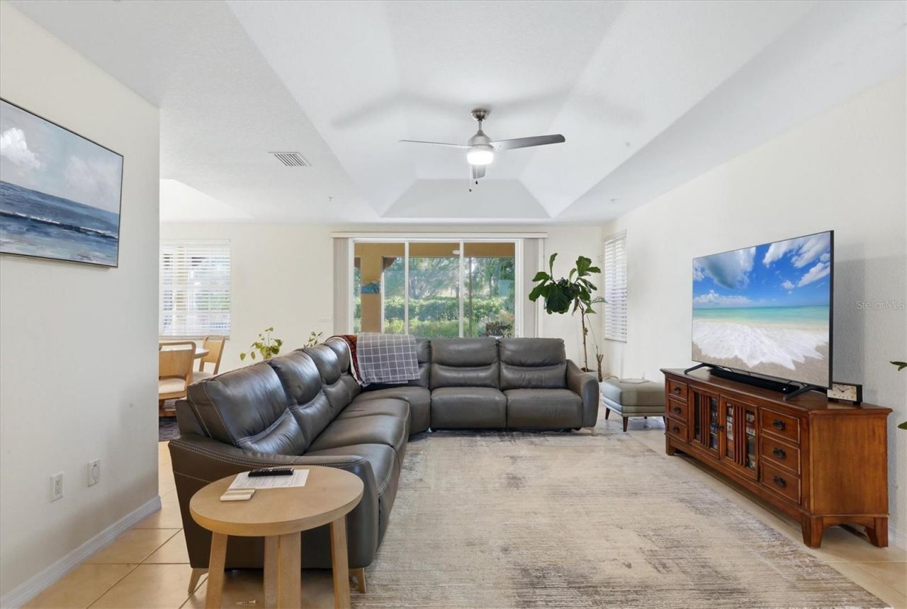 3971 Square East Lane, Unit 8, Sarasota, FL 34238 Photo