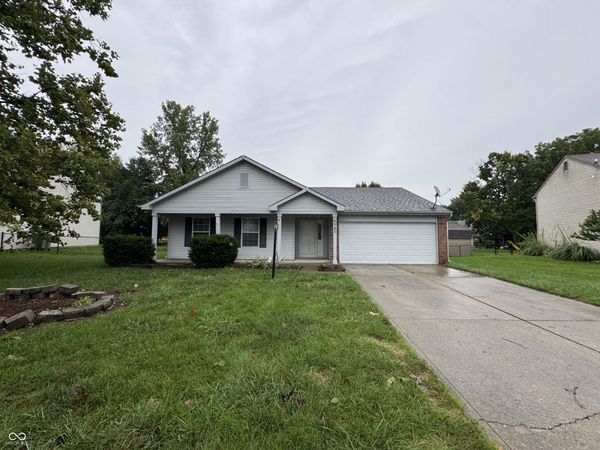 6947 Raritan Drive , Indianapolis, IN 46221