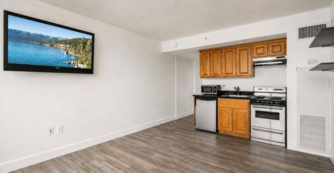 450 N Arlington Avenue, Unit 201, Reno, NV 89503 Photo