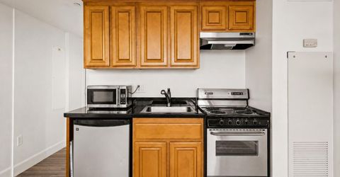 450 N Arlington Avenue, Unit 201, Reno, NV 89503 Photo