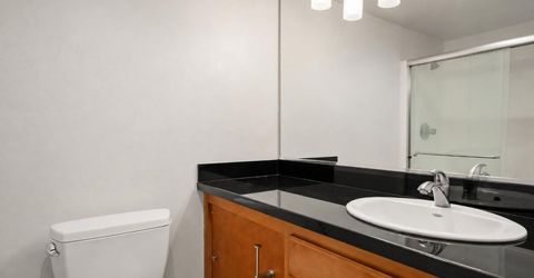450 N Arlington Avenue, Unit 201, Reno, NV 89503 Photo