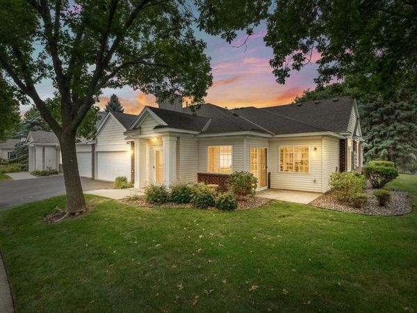 1765 Linden Cove, White Bear Lake, MN 55110