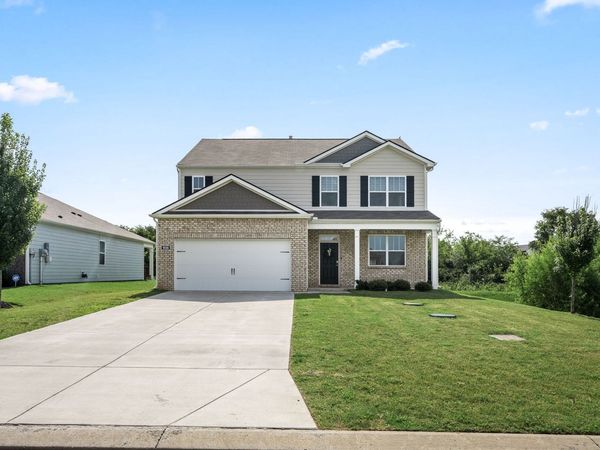 9016 Copenhagen Dr , Murfreesboro, TN 37129