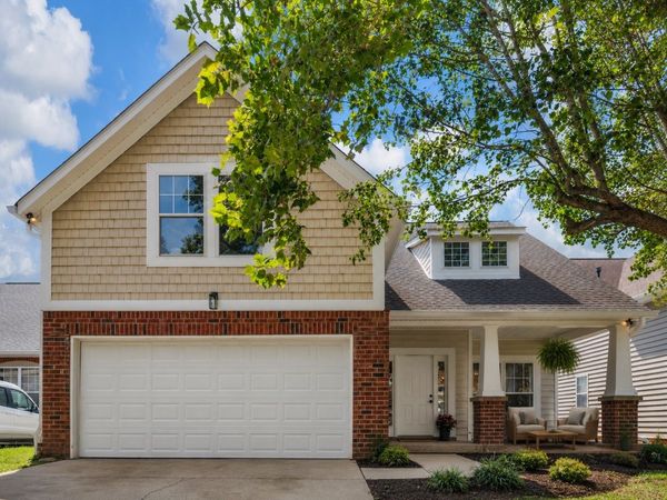 6832 Bridgewater Dr , Nashville, TN 37221