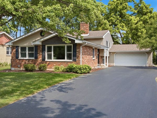 1004 61st Street , Downers Grove, IL 60516