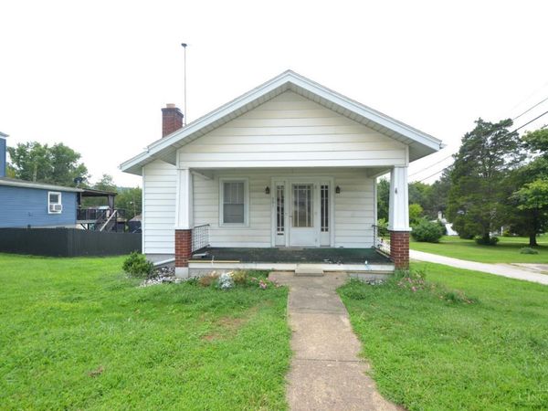 301 S Second Street, Ripley, OH 45167