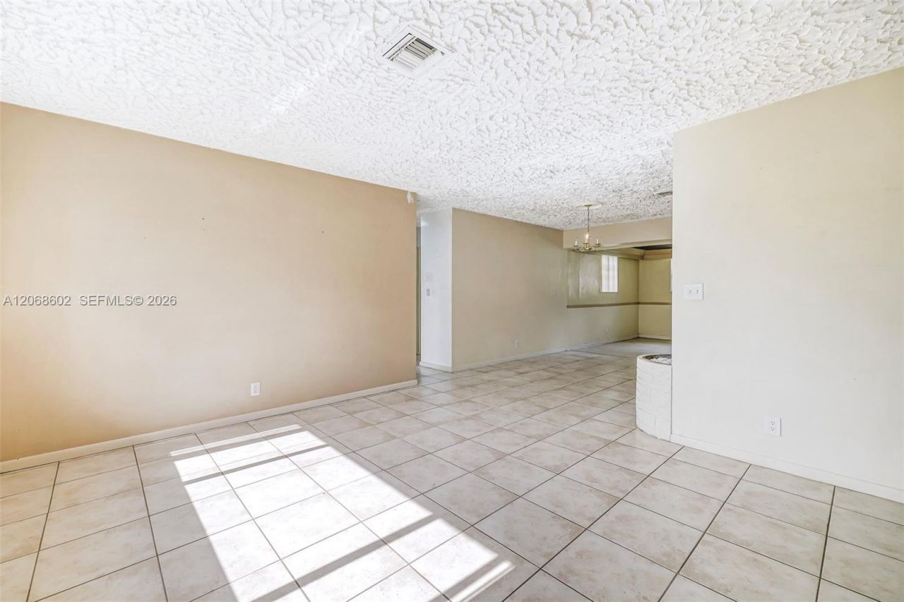 621 SW 30th Ave, Fort Lauderdale, FL 33312 Photo