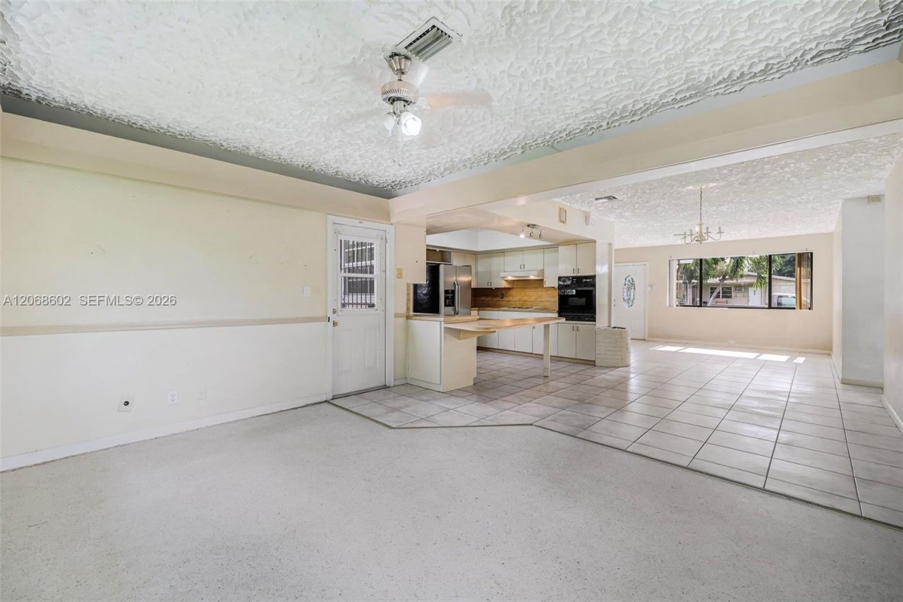 621 SW 30th Ave, Fort Lauderdale, FL 33312 Photo