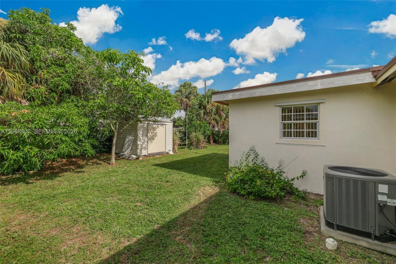 621 SW 30th Ave, Fort Lauderdale, FL 33312 Photo