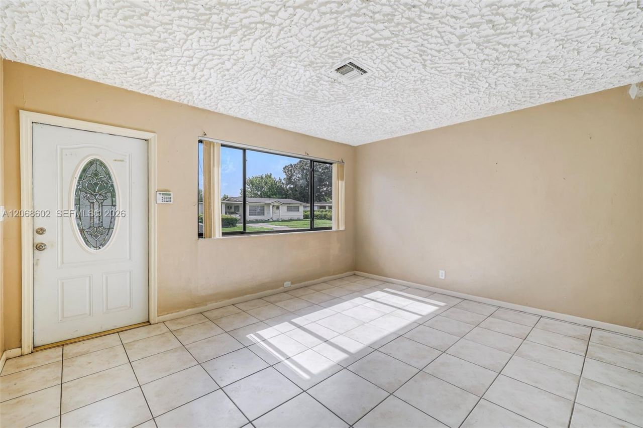 621 SW 30th Ave, Fort Lauderdale, FL 33312 Photo