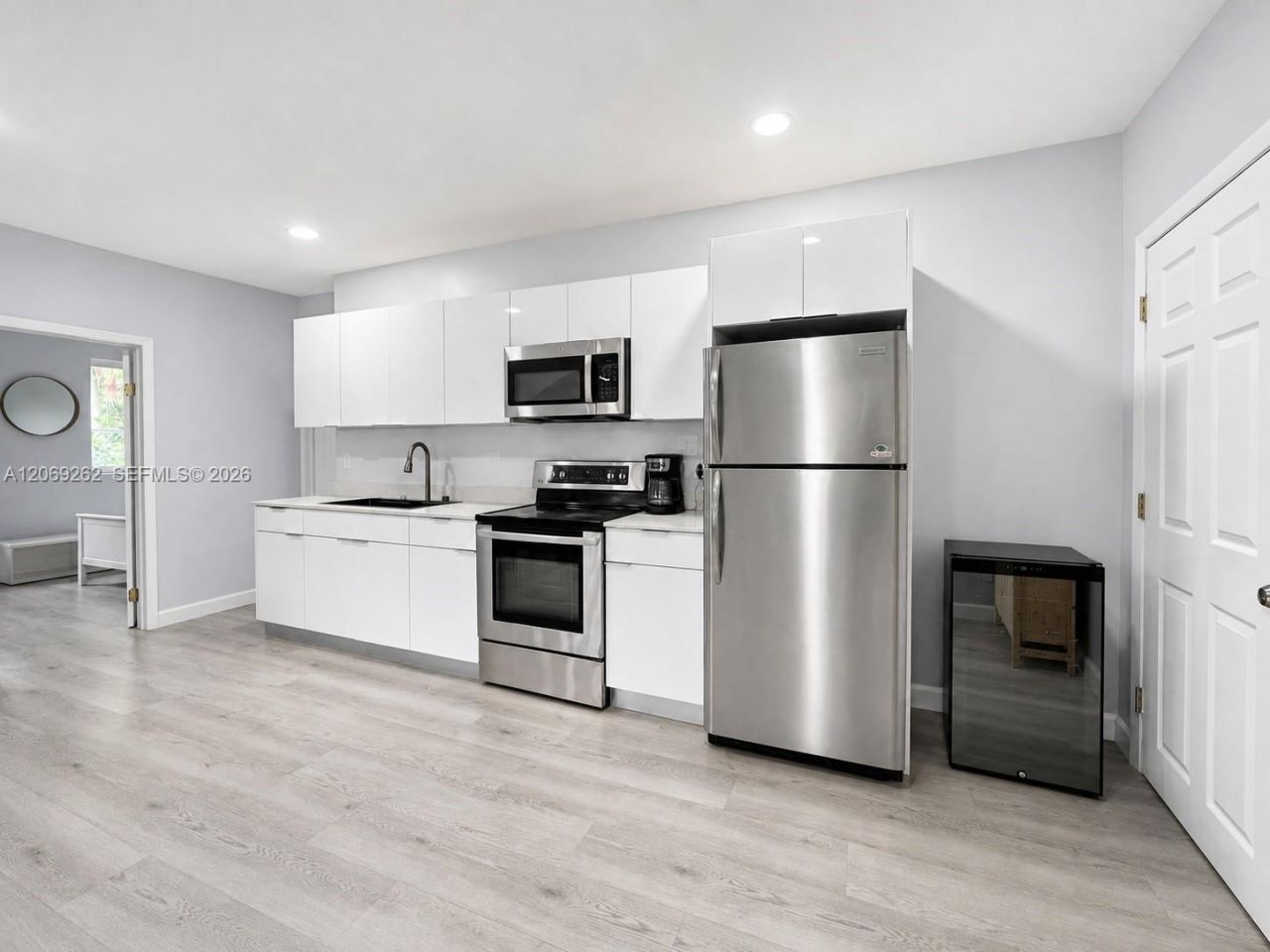 3171 SW 26th St , Unit 3, Miami, FL 33133 Photo