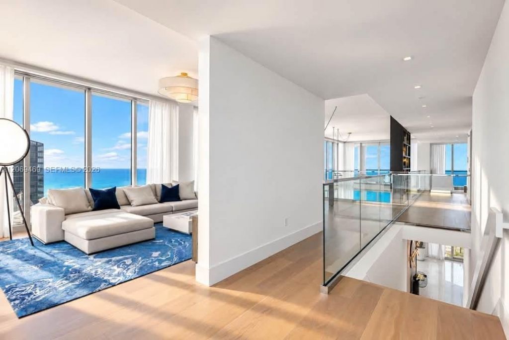 16901 Collins Ave , Unit 5305, Sunny Isles Beach, FL 33160 Photo