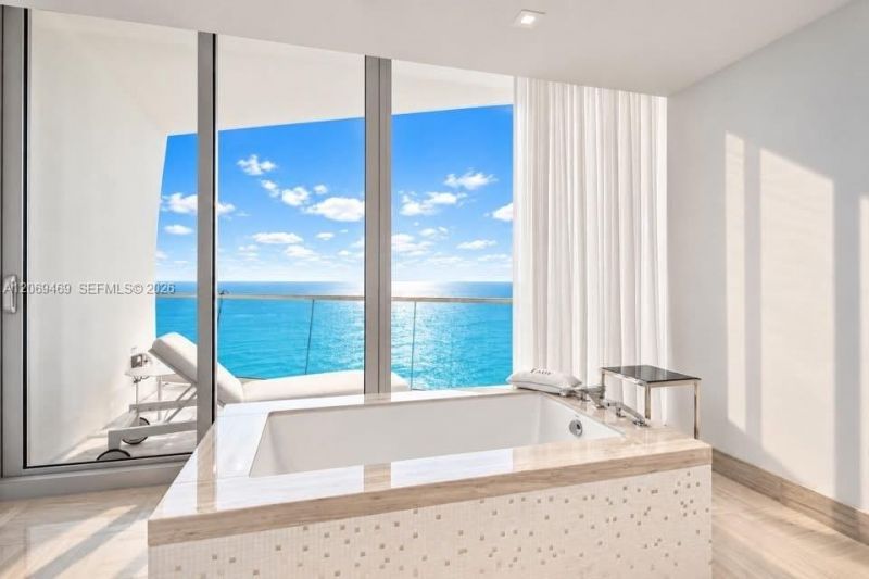 16901 Collins Ave , Unit 5305, Sunny Isles Beach, FL 33160 Photo