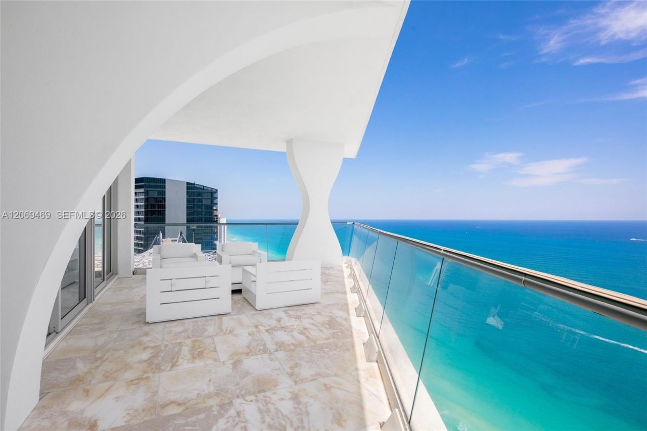 16901 Collins Ave , Unit 5305, Sunny Isles Beach, FL 33160 Photo
