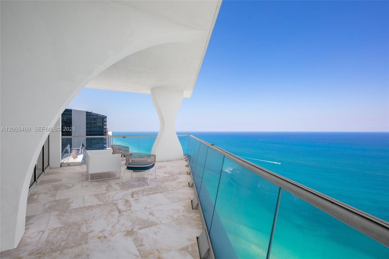 16901 Collins Ave , Unit 5305, Sunny Isles Beach, FL 33160 Photo