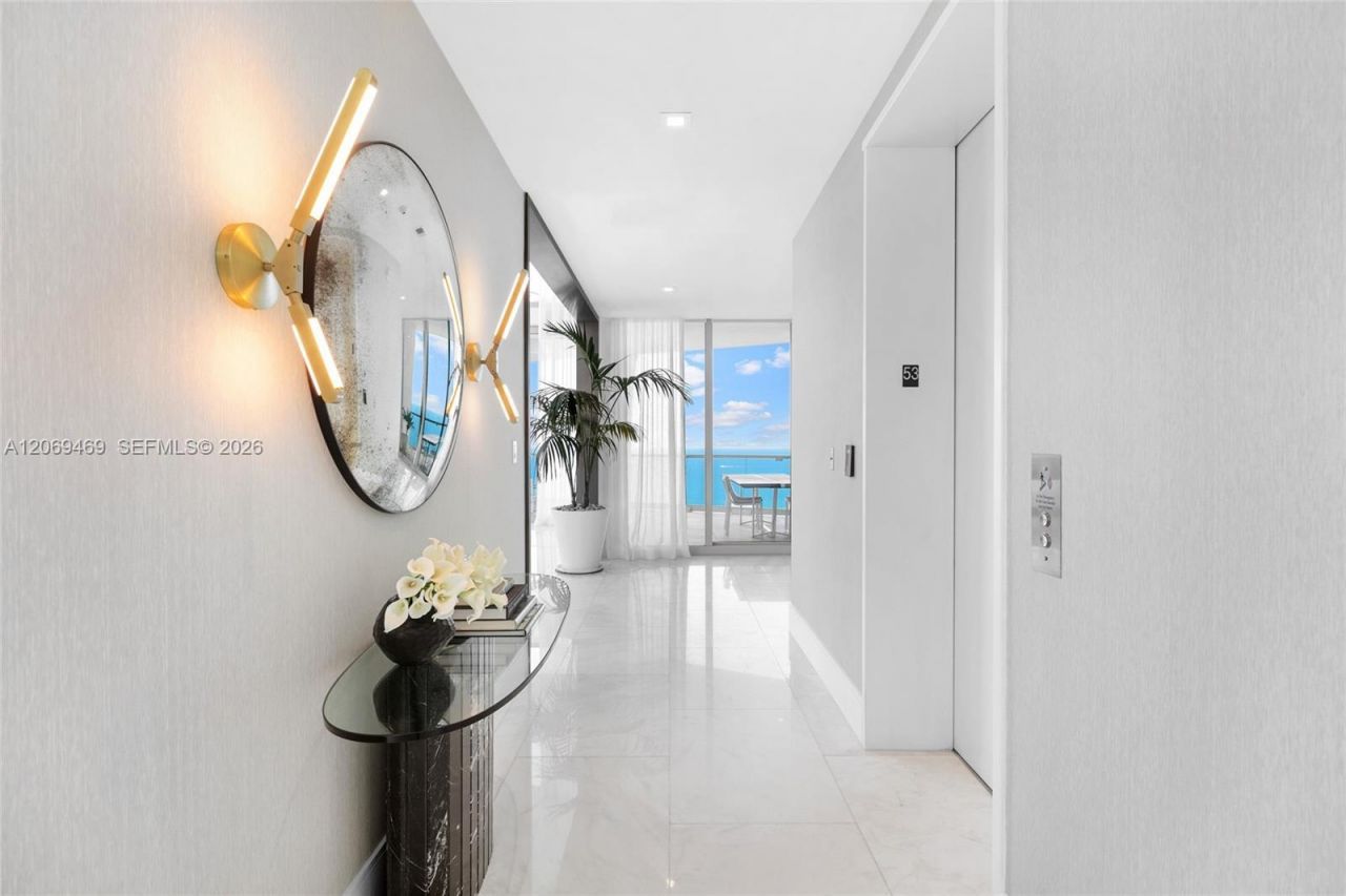 16901 Collins Ave , Unit 5305, Sunny Isles Beach, FL 33160 Photo