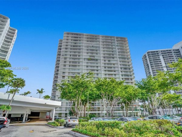 Unit 1023, Aventura, FL 33180