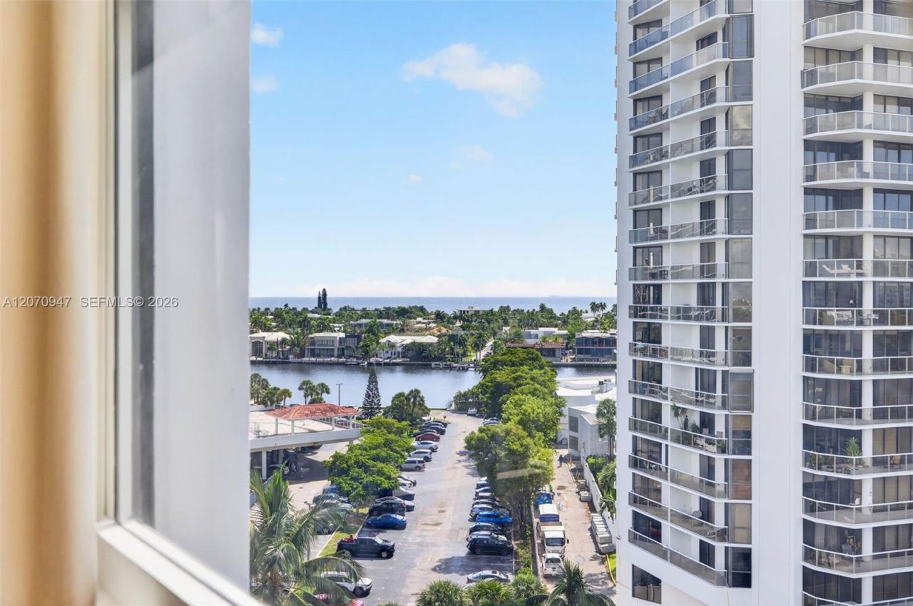 3731 N Country Club Dr, Unit 1023, Aventura, FL 33180 Photo
