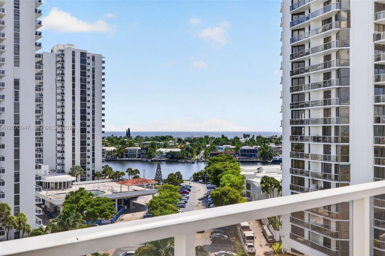 3731 N Country Club Dr, Unit 1023, Aventura, FL 33180 Photo