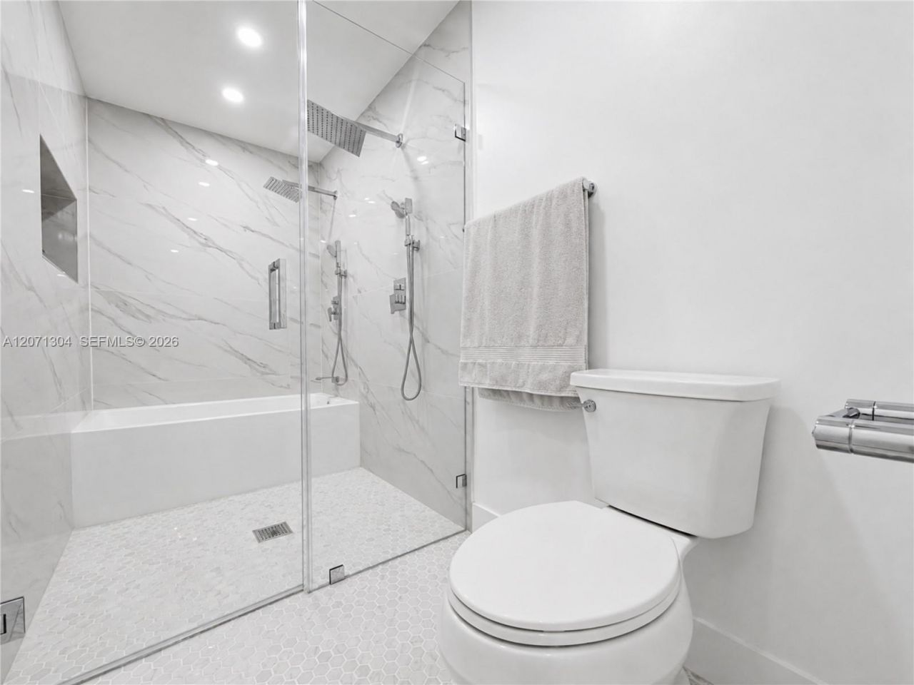 13710 SW 18th Ter , Miami, FL 33175 Photo
