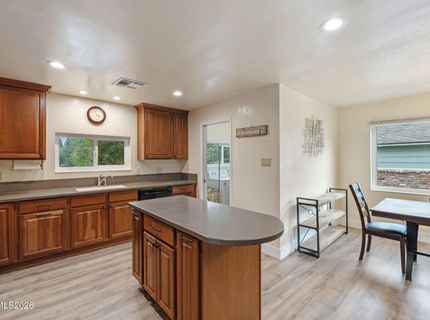 2490 W Moana Lane, Reno, NV 89509 Photo