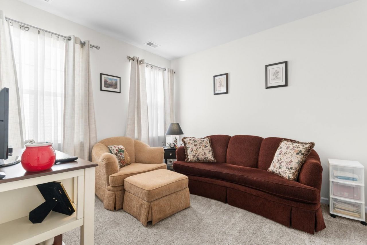 205 Juniata Loop Photo 22