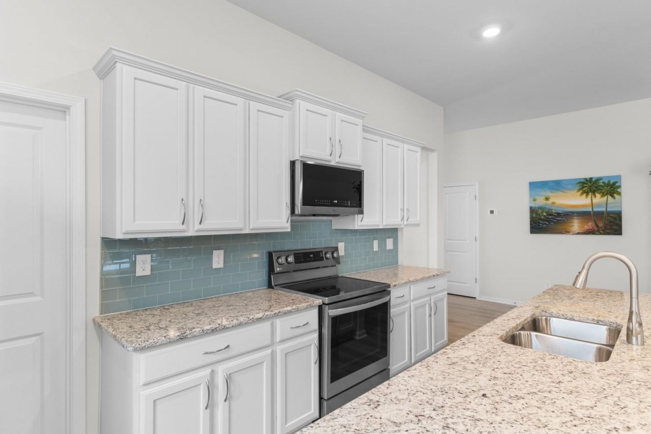 205 Juniata Loop Photo 5