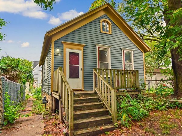 2631 N Booth STREET, Milwaukee, WI 53212