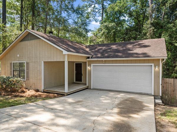 124 Montclair Place, Daphne, AL 36526