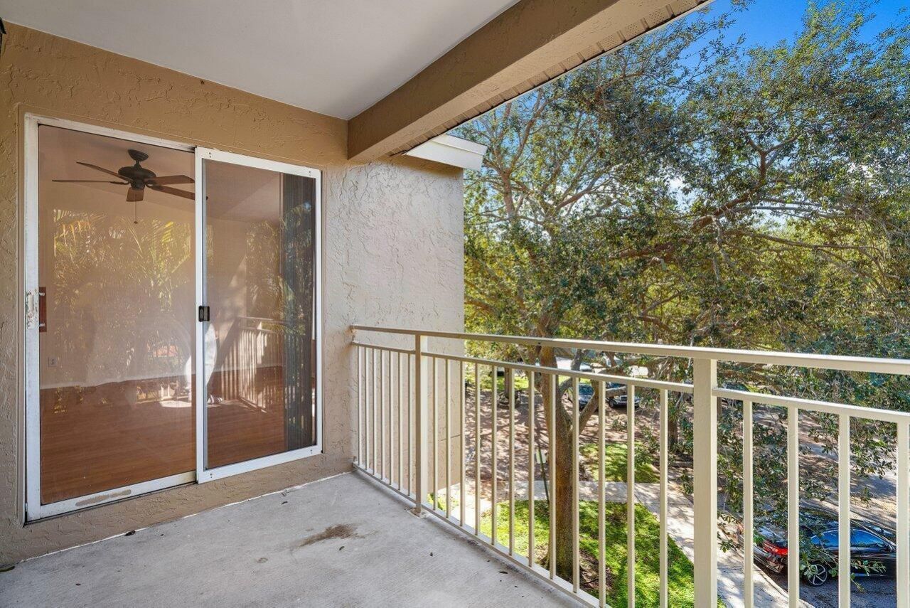 1825 Palm Cove Boulevard, Unit 7-306, Delray Beach, FL 33445 Photo