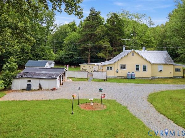 662 Mount Pleasant Church Road , Mineral, VA 23117