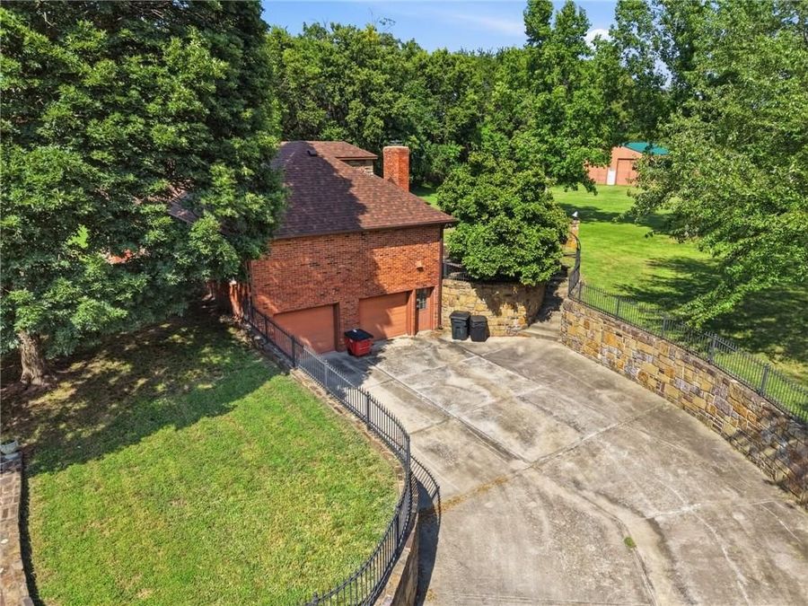 Property Image 81