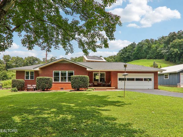 4311 Grindstone Ridge Rd, Pigeon Forge, TN 37863