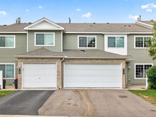 1191 Highpoint Curve, Shakopee, MN 55379