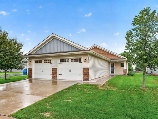 1012 Golden Way NW, Isanti, MN 55040