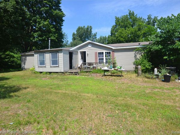 48116 County Road 388, Columbia Township, Mi 49056