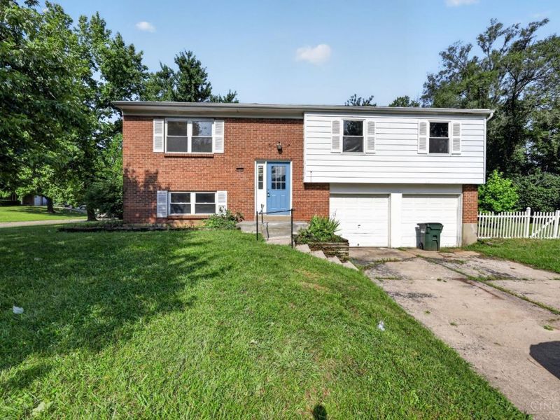 10267 Pippin Road, Colerain Township, OH 45231 Photo 2
