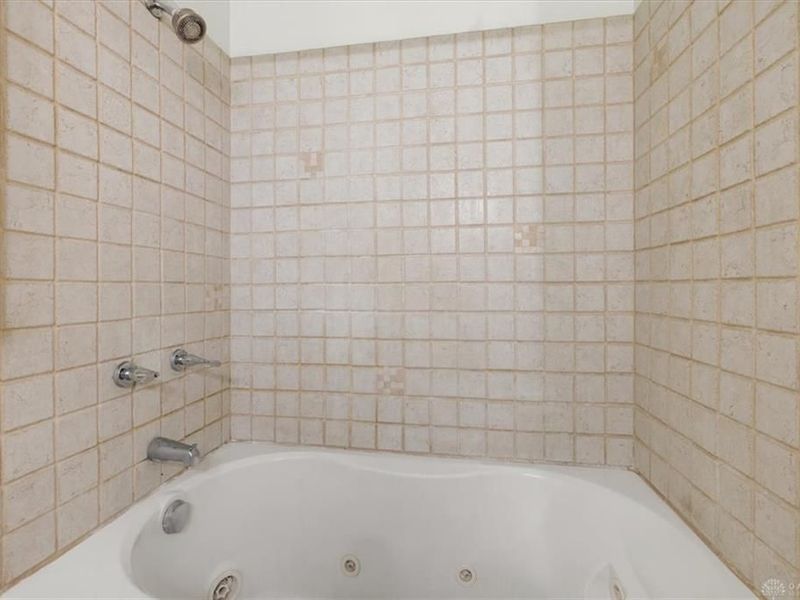 3792 Greenbay Drive, Dayton, OH 45415 Photo 25