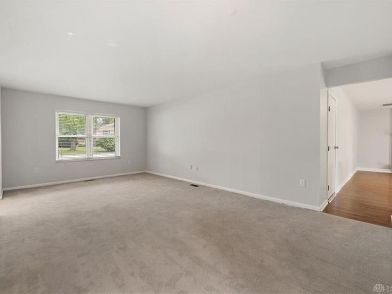 3792 Greenbay Drive, Dayton, OH 45415 Photo 8