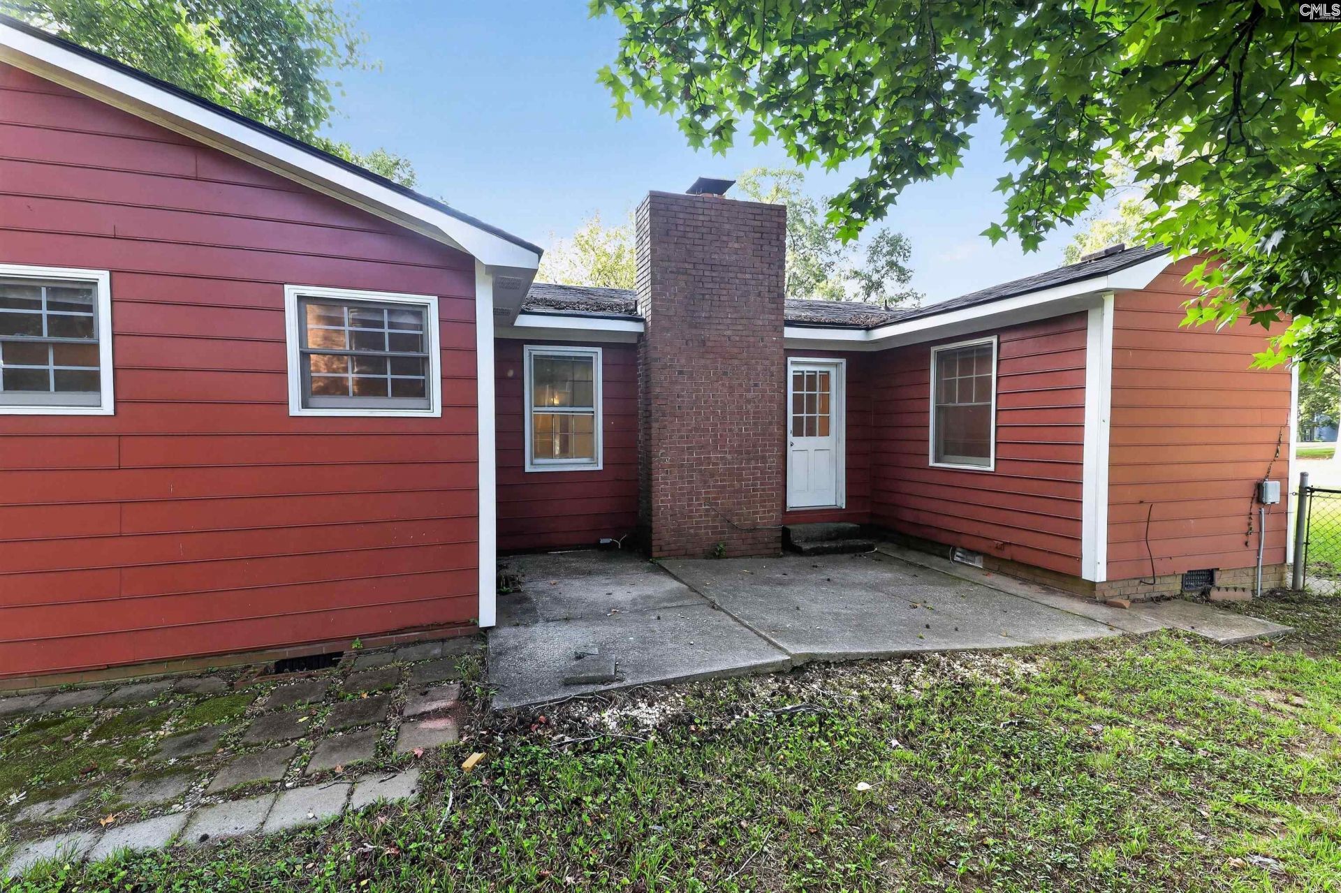 301 Milway Road Photo 7