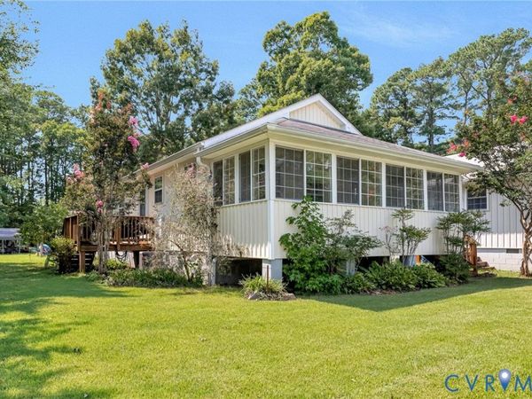 233 Washington Street , Reedville, VA 22503