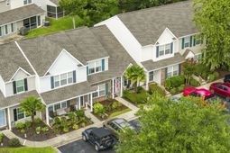 1055 Pinnacle Ln. photo 4