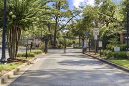 1055 Pinnacle Ln. photo 4