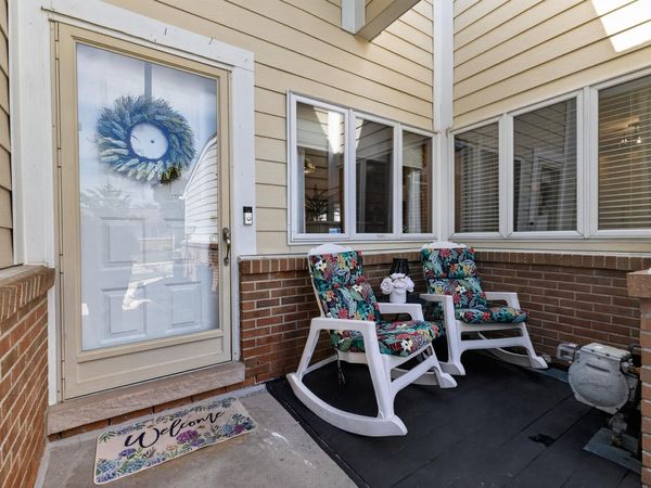 35075 Hillside Drive, Farmington, MI 48335