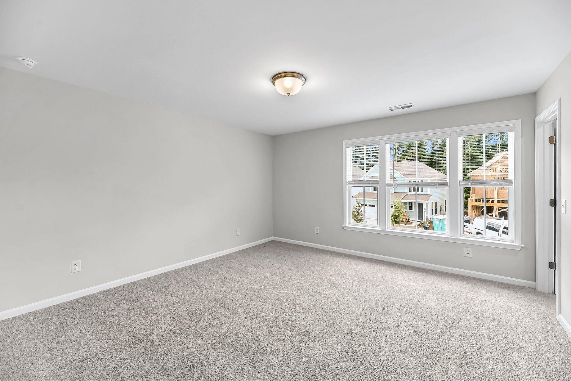 115 Weldin Gate Drive Photo 16