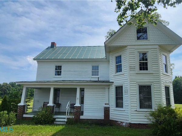 18348 General Puller Highway, Deltaville, VA 23043