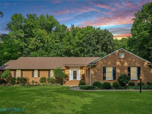 1467 Victory Hill Road, Bena, VA 23072