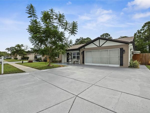 3330 GLENSIDE DRIVE , HOLIDAY, FL 34690