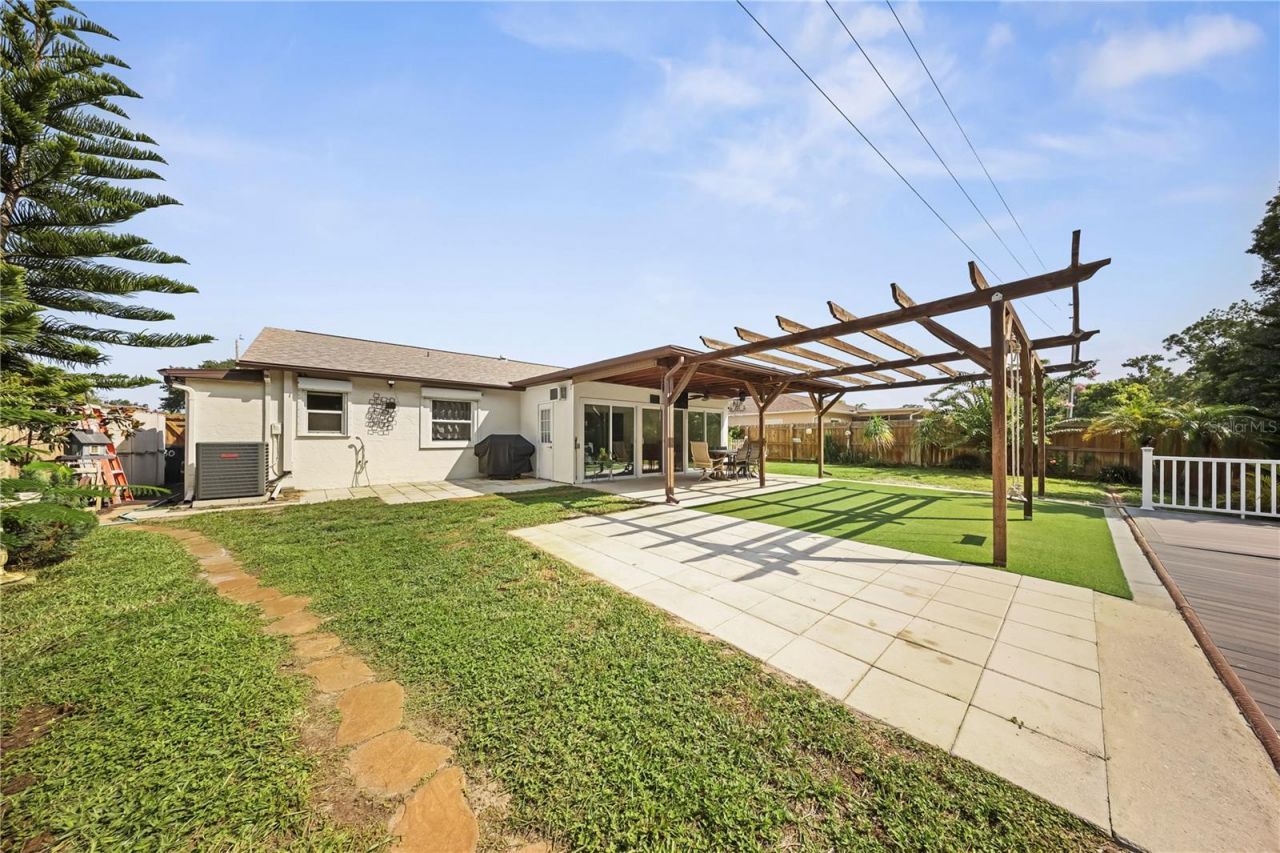 3330 Glenside Drive , Holiday, FL 34690 Photo