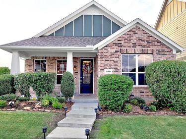 1409 Ellis Lane, Aubrey, TX 76227